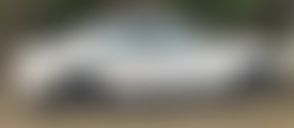 A white 2000 Lincoln LS