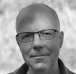 photo_PeterRobinson_bw.jpeg