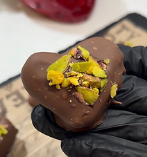 chocolate-covered-dates-2.jpg