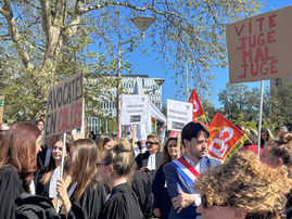 NON à la loi Darmanin ! 