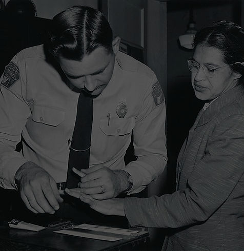 Rosa_Parks_being_fingerprinted_by_Deputy