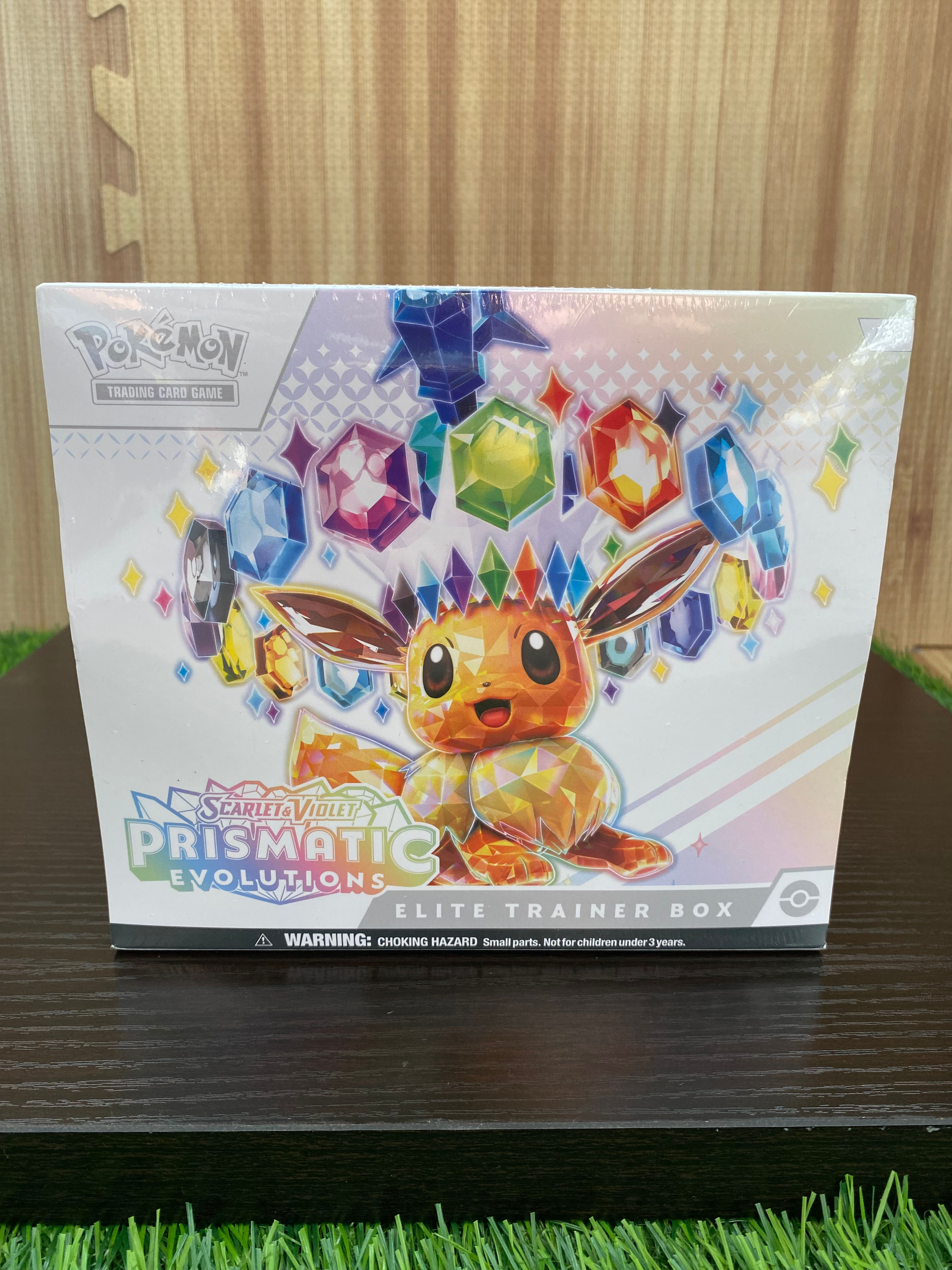 Prismatic Evolution Elite Trainer Box