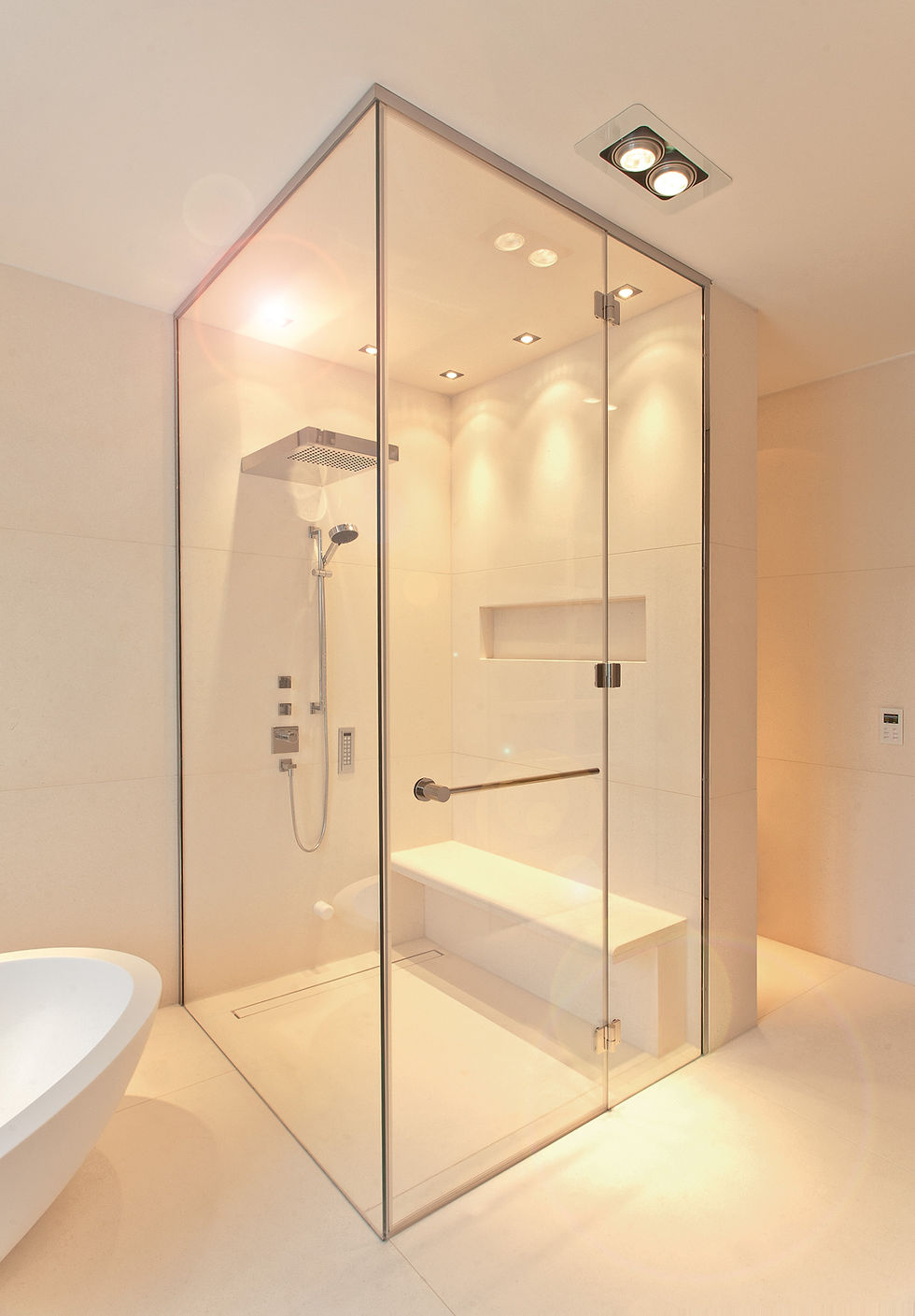 Duschen mit Drehtüren