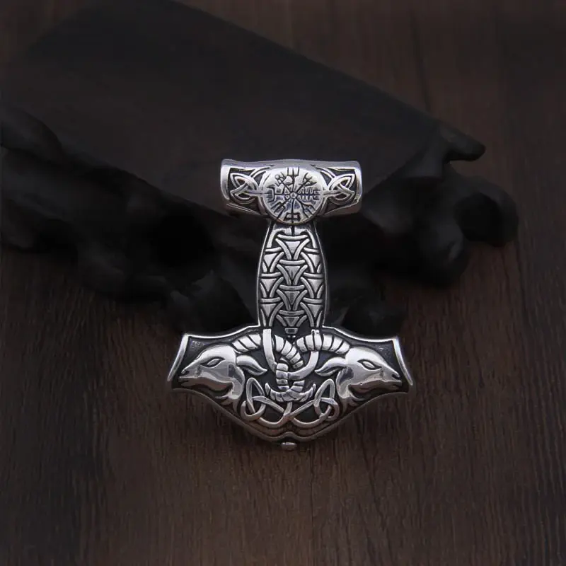 Thor’s hammer pendant inspired by Tanngrisnir and Tanngnjóstr