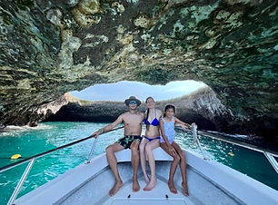 Waves crashing on the beach