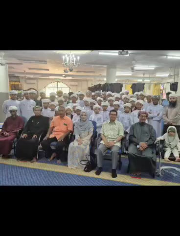 Program sumbangan zakat kpd pelajar asnaf pondok Al - Habbah Addiniyah Al- Khalidiyah, Batu Caves, Selangor