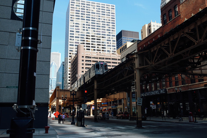 BOOK REVIEW OF FROM BOOM TO BUBBLE: HOW FINANCE BUILT THE NEW CHICAGO