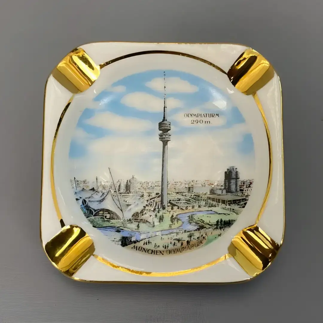 cendrier Olympiapark porcelaine Bavaria Munich face