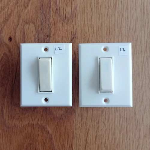Interrupteur Double Legrand Mistral - 2 Simples Allumages Avec Cadre - Réf. 83210 - Occasion