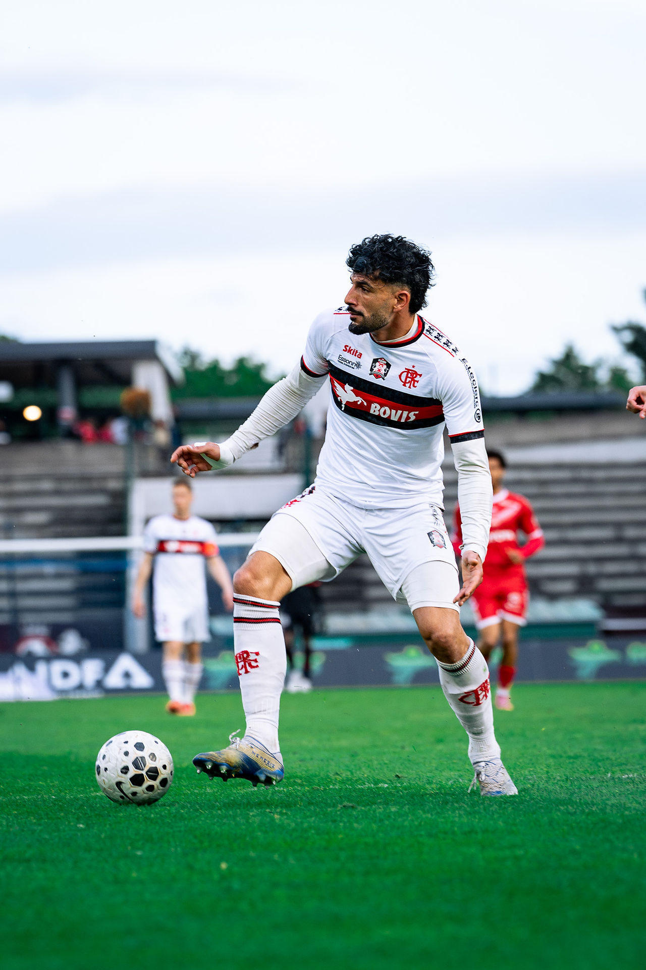 Jonathan Rivas contre Valenciennes FC