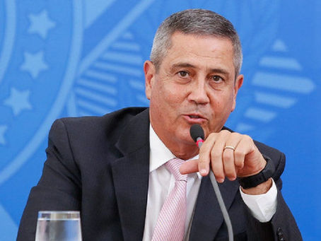 PRIMEIRA MÃO: Ministro Braga Netto demite os chefes do Exército, da Marinha e da Aeronáutica