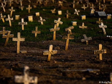 AGRAVANTE: Brasil soma 2.929 mortes por covid-19 em 24h, 371.678 óbitos totais e 67.636 novos casos