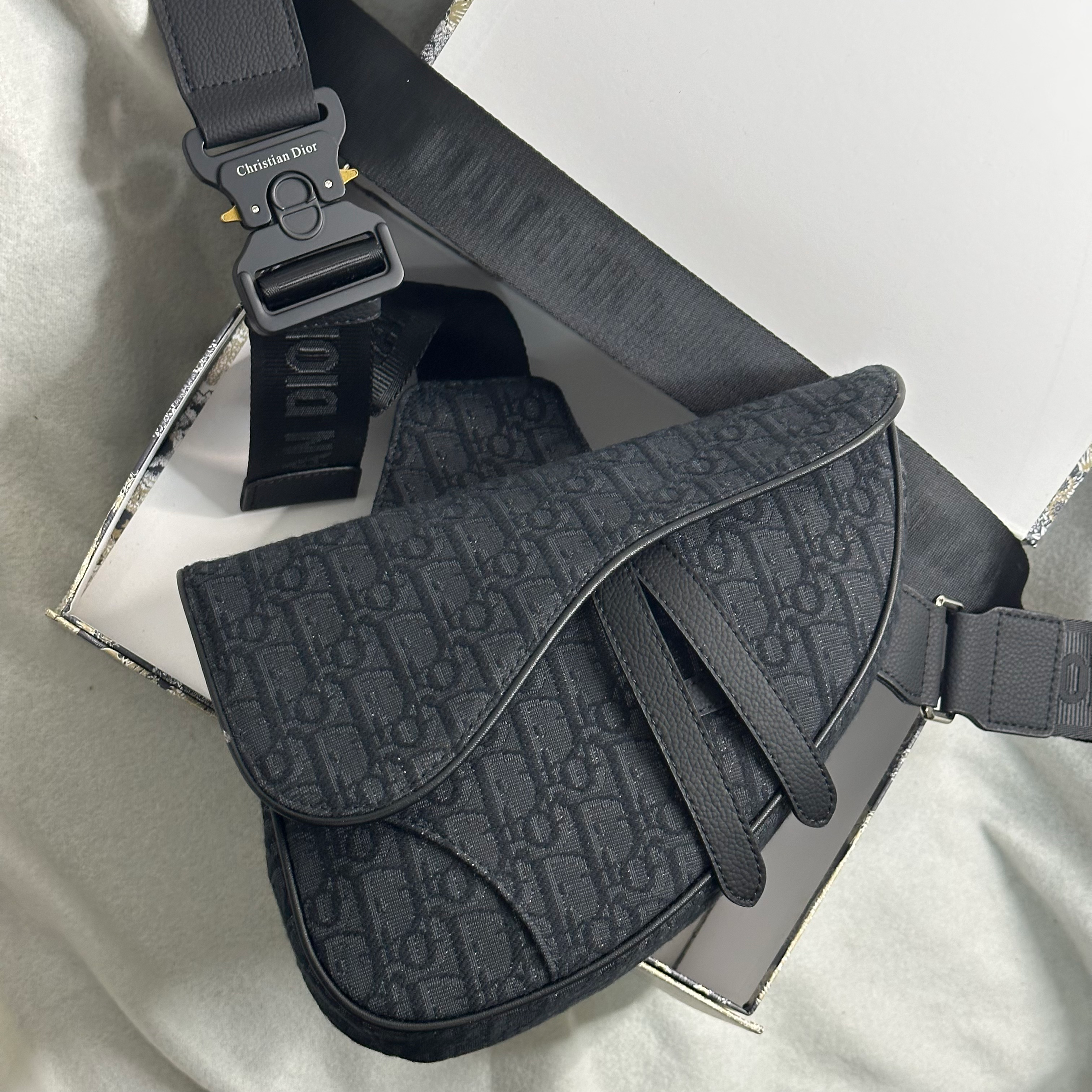 Dior Saddle 馬鞍包
