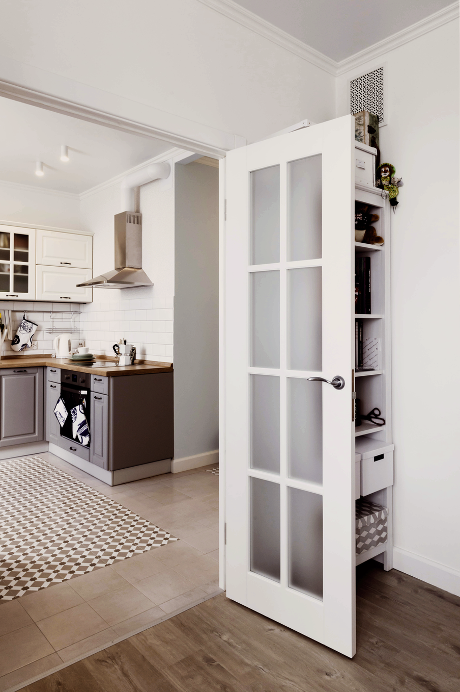 Interiors photography with open door.