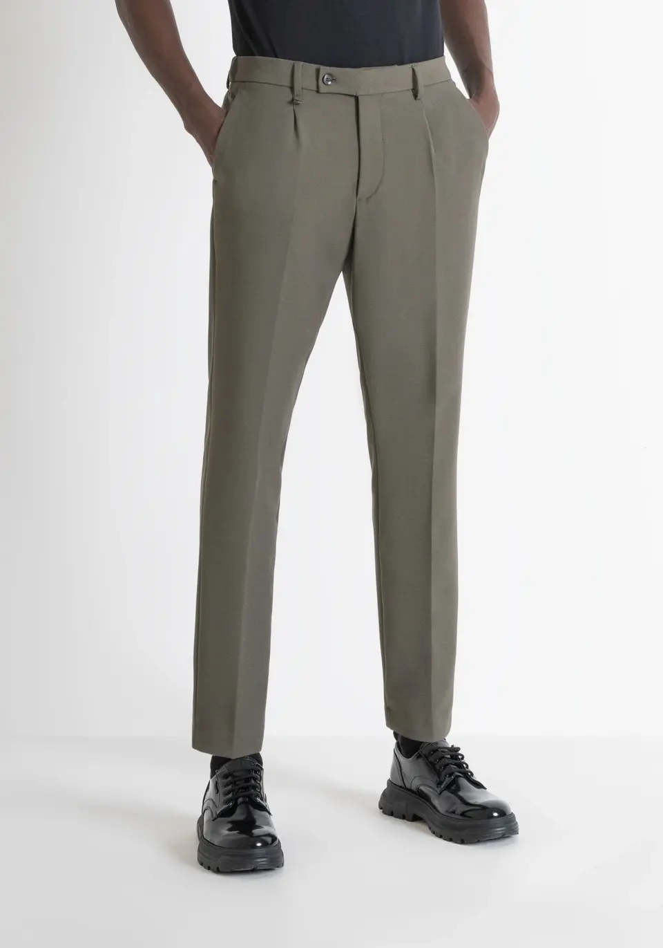 Miniature : PANTALON « LUIS » REGULAR FIT VERT EN LAINE MÉLANGÉE