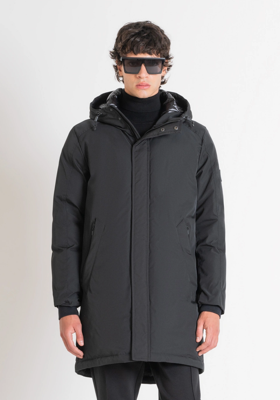 PARKA BLACK COUPE REGULAR
