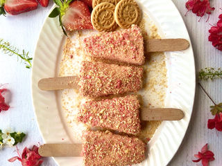 Strawberry Rhubarb Shortcake Ice Cream Bars