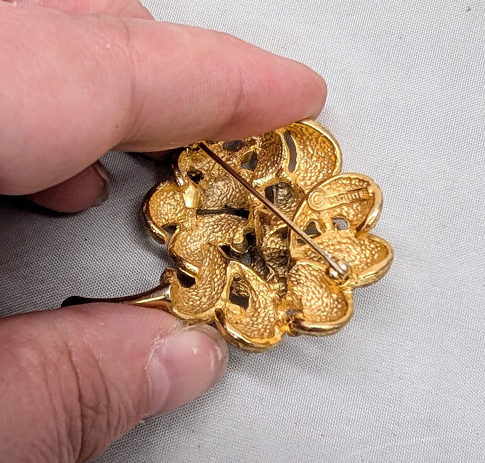 Thumbnail: Vintage 1960s Signed Castlecliff Goldtone & Clear Rhinestone Flower Brooch