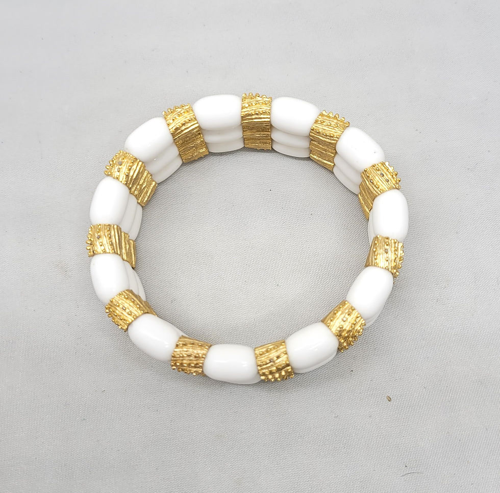 Thumbnail: Vintage 1963 Crown Trifari Goldtone & White Resin Bead Stretch Bracelet
