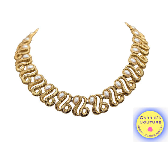 Vintage 1990s Signed Monet Goldtone Faux-Pearl Collar Necklace 