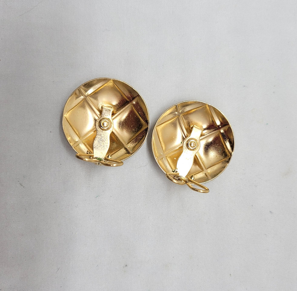 Thumbnail: Vintage 1950s Signed Napier Round Goldtone Quilted Clip Earrings
