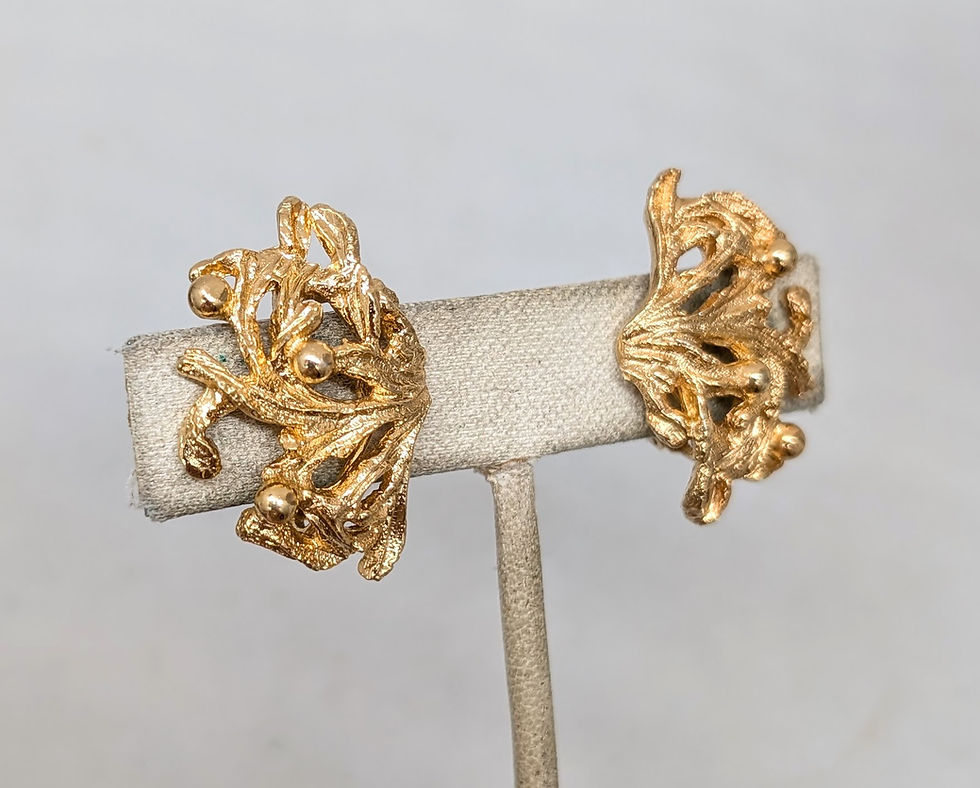 Thumbnail: Vintage 1970s Signed Napier Goldtone Coral Clip Earrings