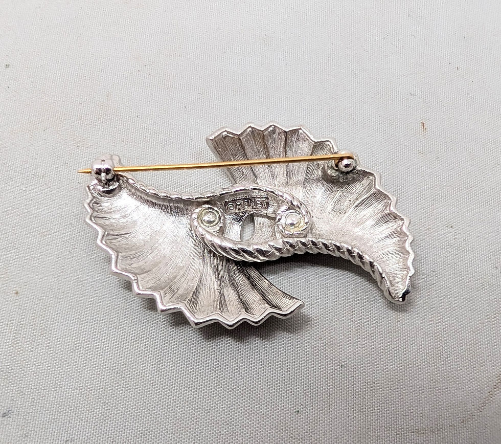 Thumbnail: Vintage 1984 Signed Monet Matte & Smooth Rhodium Plated Brooch
