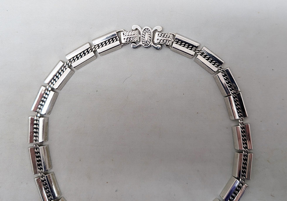 Thumbnail: Vintage Signed Monet "Maharani" Rhodium Plated Rope Texture Collar Necklace