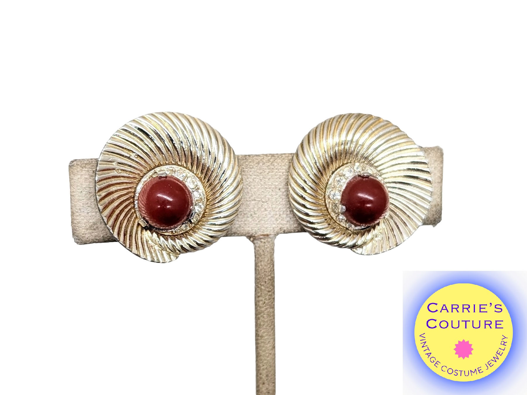 Vintage 1950s Signed Boucher Round Faux-Carnelian Cabochon Clip Earrings