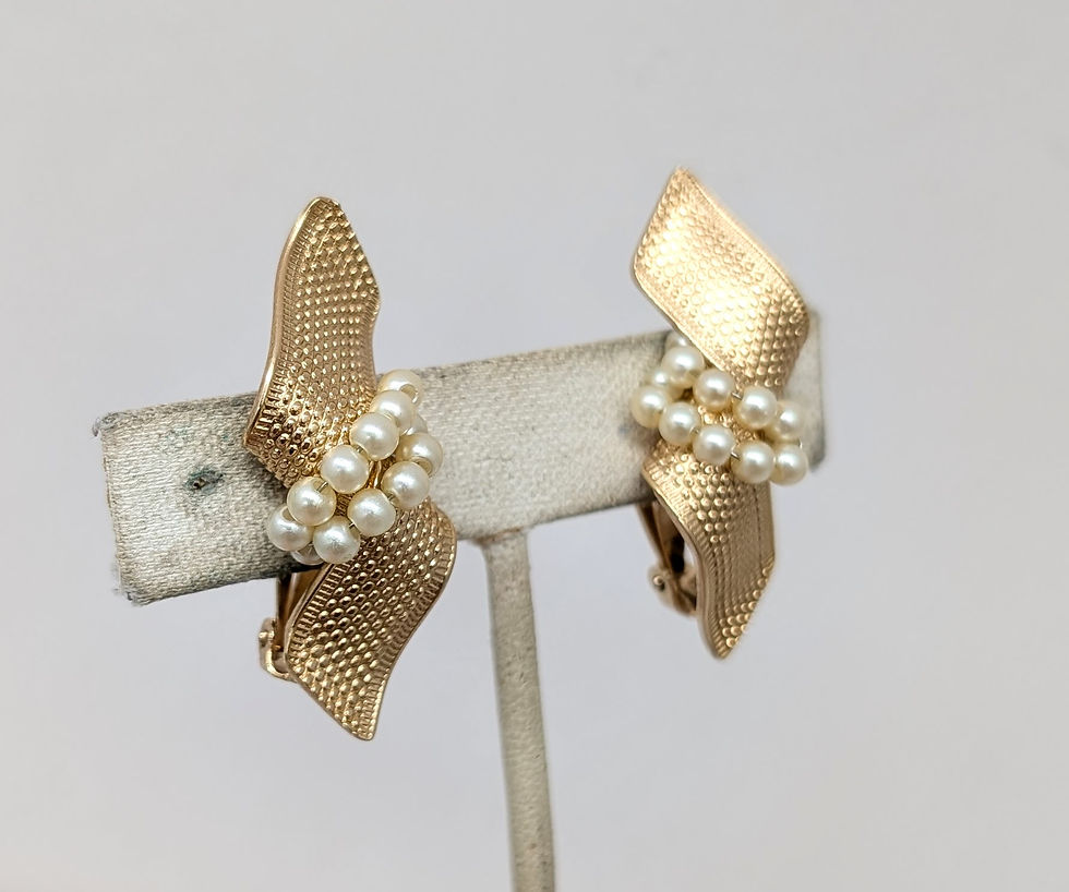 Thumbnail: Vintage 1950s Signed Napier Goldtone "Ribbon" Faux-Pearl Clip Earrings
