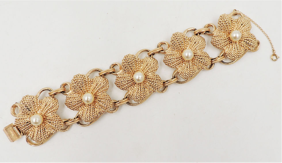 Thumbnail: Vintage 1950s Napier Goldtone Faux-Pearl Flower Link Bracelet