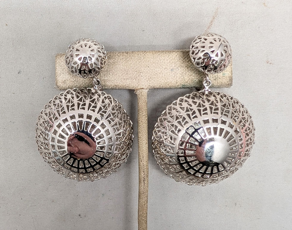 Thumbnail: Vintage 1955 Signed Crown Trifari "Mandalay" Filigree Drop Clip Earrings