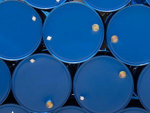 La OPEP+ extiende los recortes de producción de petróleo