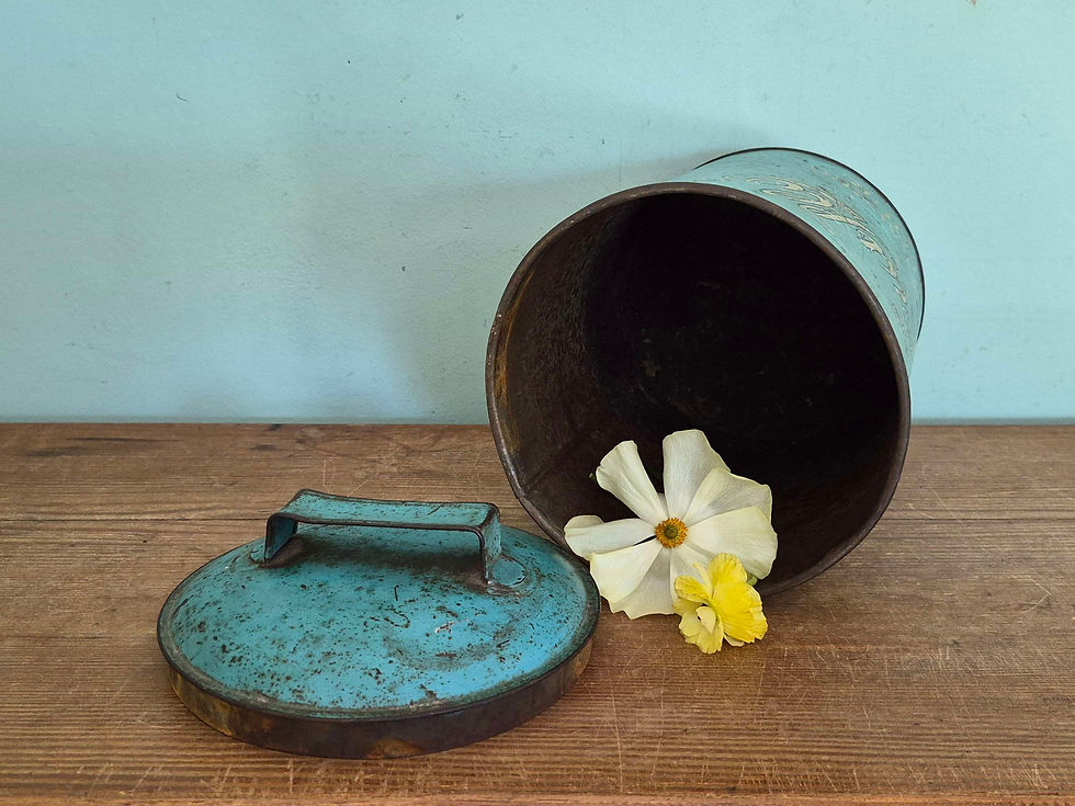 Thumbnail: Vintage Flour Tin