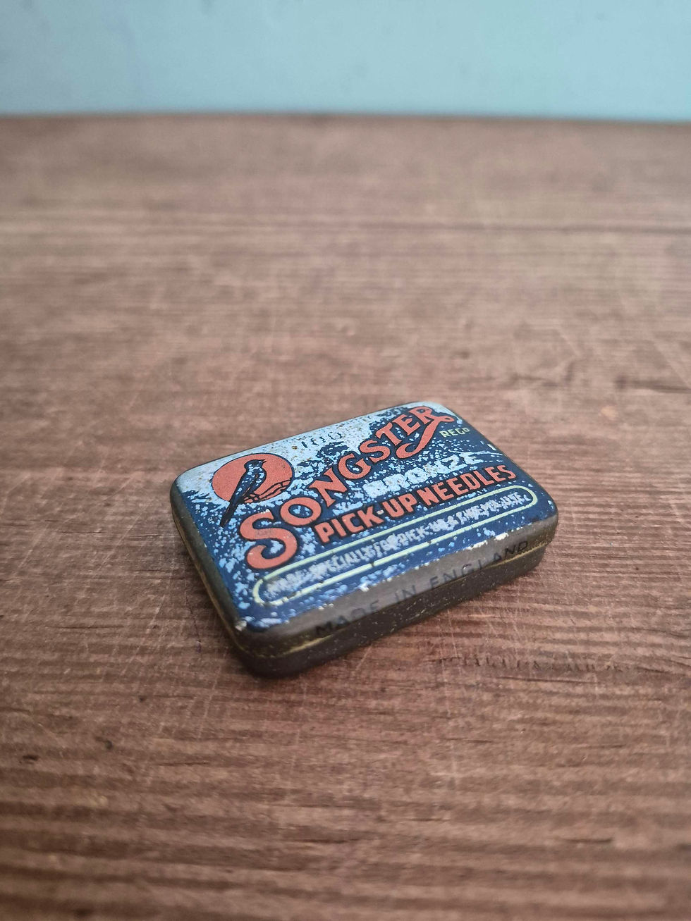 Thumbnail: Vintage Tin