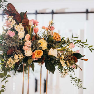 Justine's elevated reception centerpiece