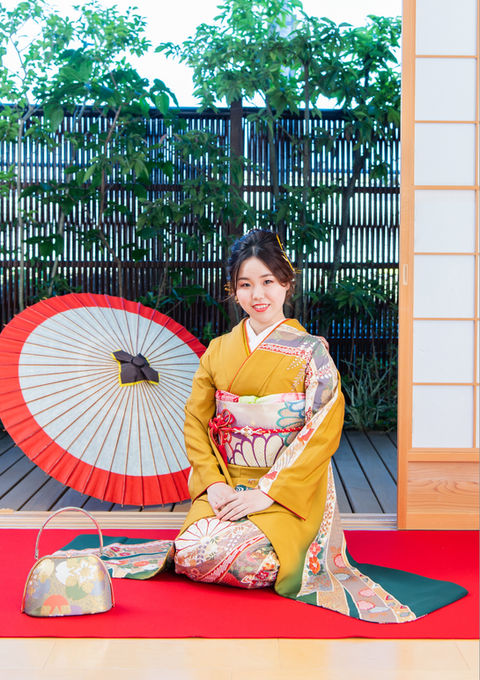 尾崎愛_01_edited.jpg