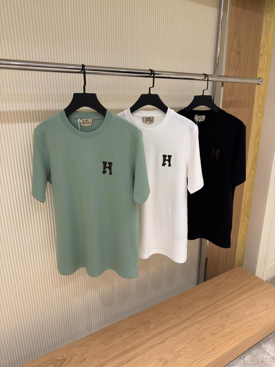 Thumbnail: Hermes "H'Cheval" t-shirt with leather detail