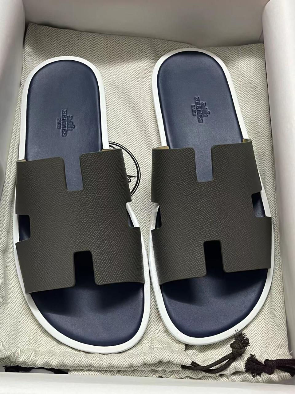 Thumbnail: Hermes Izmir sandal