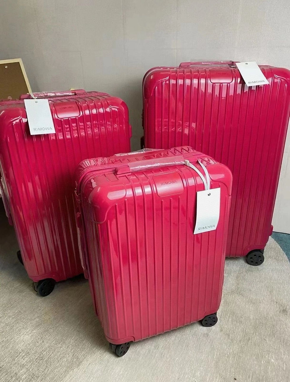Thumbnail: Rimowa Trunk Plus