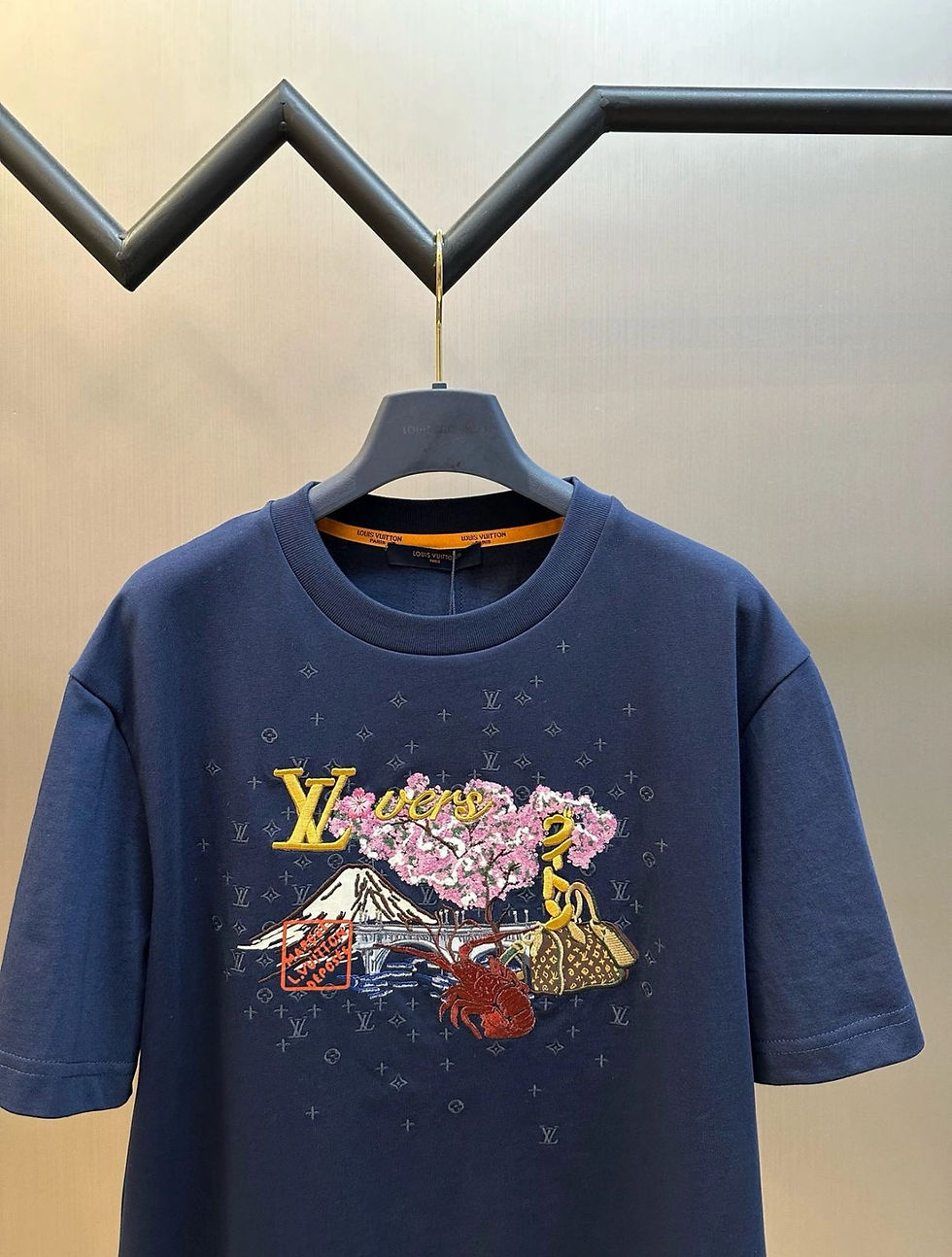 Thumbnail: Lv Embroidered T-Shirt