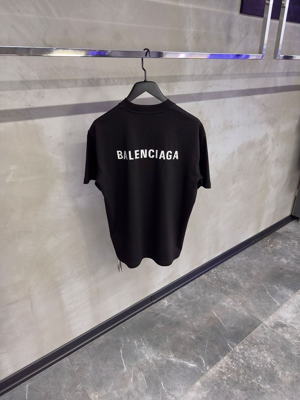 Thumbnail: Balenciaga Medium-fit Logo T-shirt