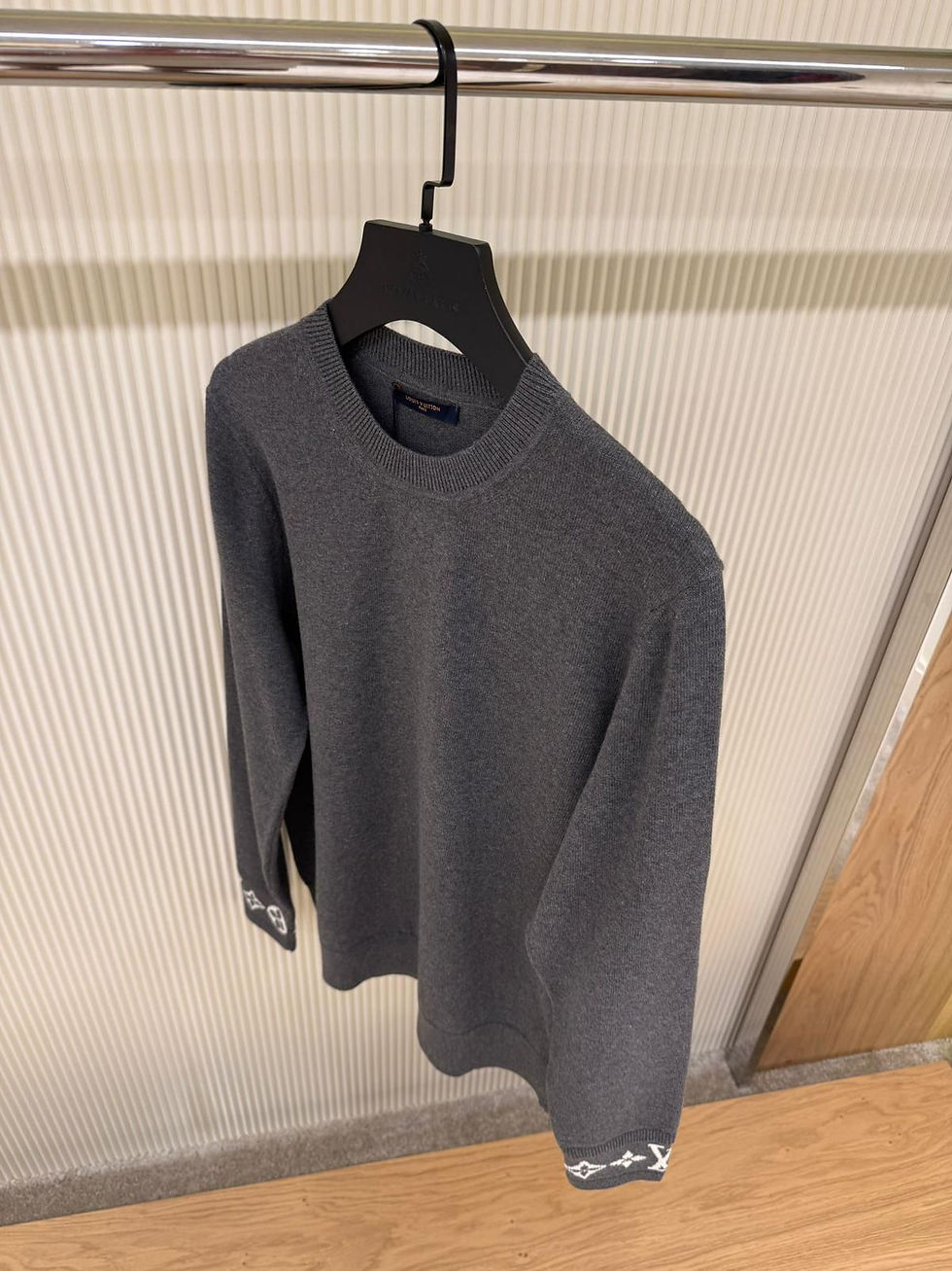 Thumbnail: Lv Cashmere sweater
