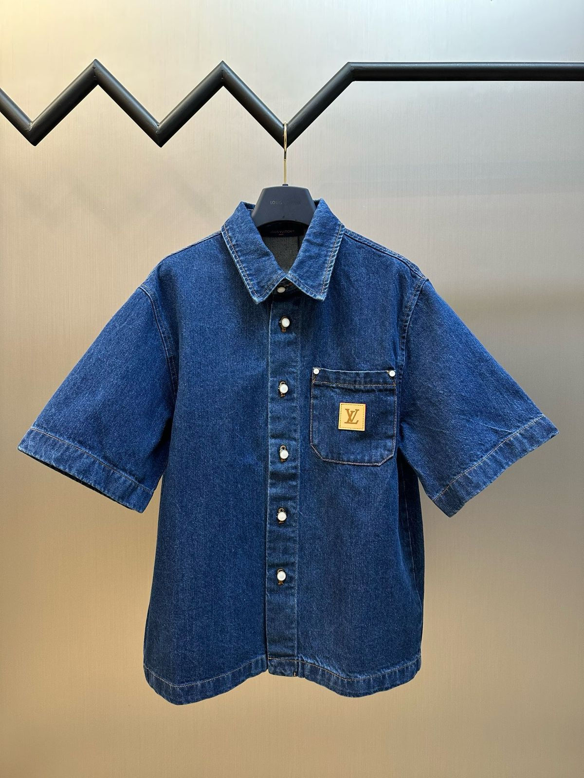 Lv Signature Denim Short-Sleeved T-Shirt
