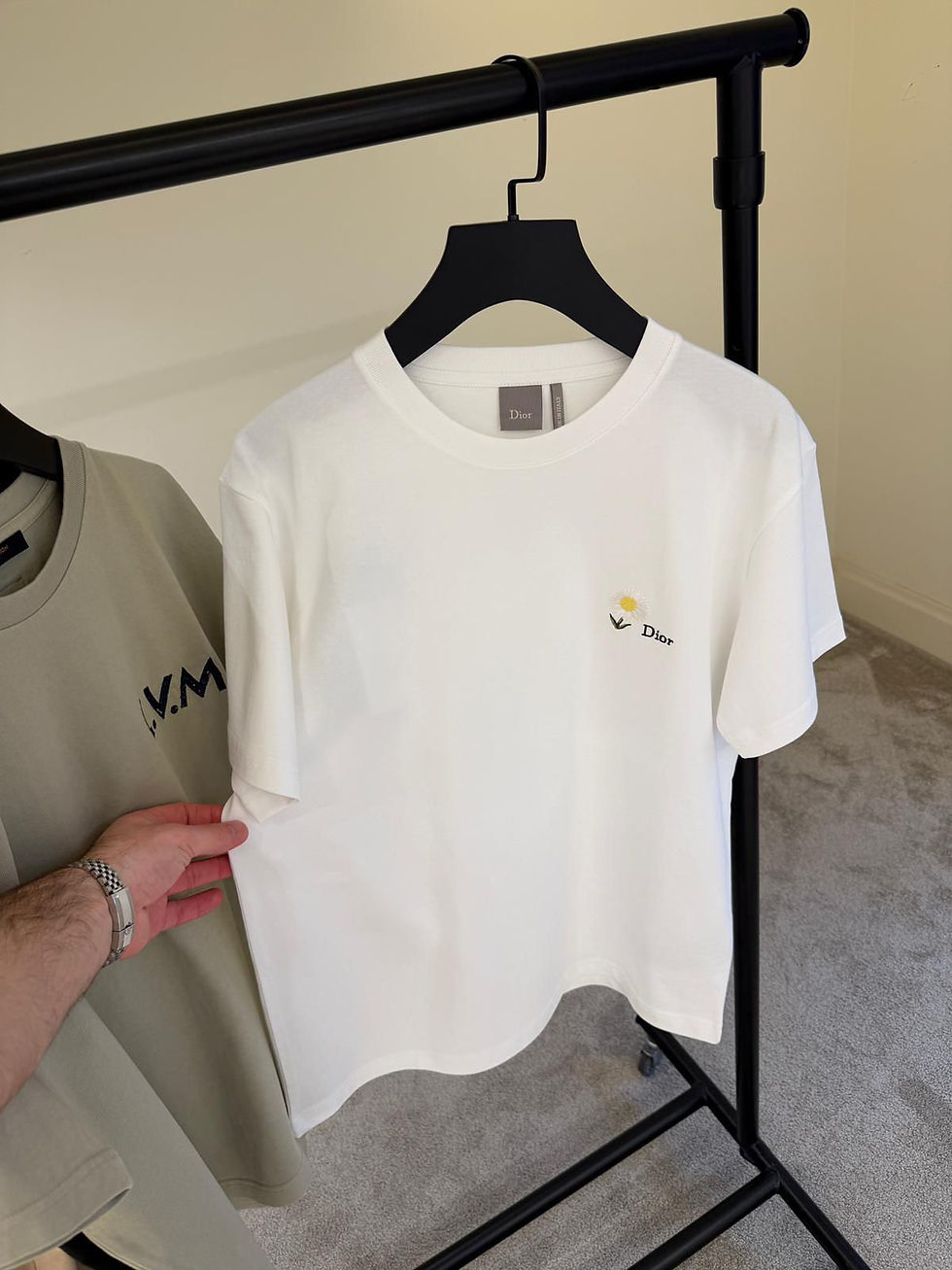 Thumbnail: Dior T-Shirt with Daisy Embroidery, Regular Fit