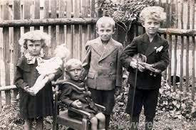Czech Children, Tres Bohemes, CCO