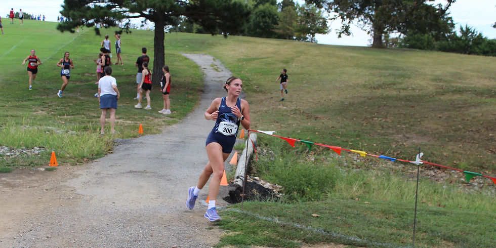 Zoey Elliott finishes 3rd at the Willow Springs Meet. (submitted Photo)