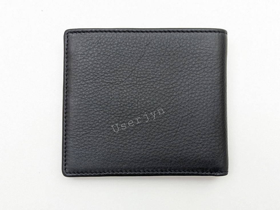 縮圖：Black leather wallet with Userjyn branding, simple design, for everyday use.