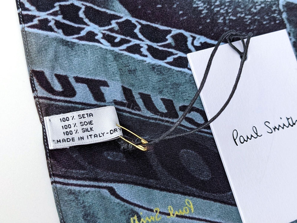 Thumbnail: Paul Smith T-shirt with '100% Silk, Made in Italy' label