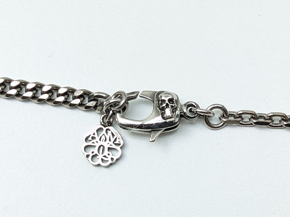 Thumbnail: Alexander McQueen Men's Silver Snake & Skull Medallion Necklace close fastening view
